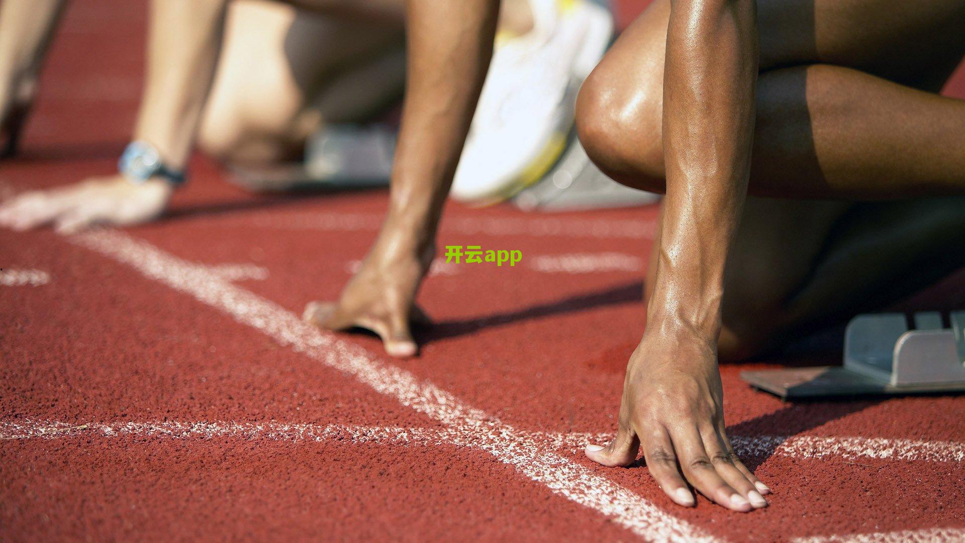 电竞豪门雷霆战队挥泪斩马谡，明星选手小胖遭重罚下放二队引行业震动